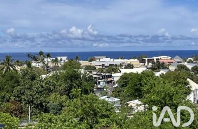 Vente Appartement 94m&sup2; 4 pièces Saint Gilles les Bains