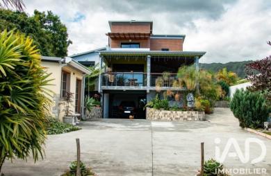 Vente Maison 209m&sup2; 4 pièces L