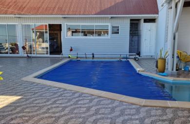 VILLA F7 de standing + 2 dépendances A vendre à PETITE-ILE de 735 000€ FAI