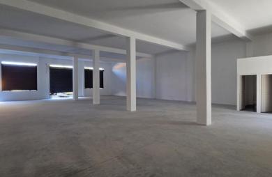 Location Local commercial 300m&sup2; 1 pièce Sainte Suzanne