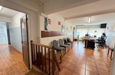 Location Local commercial 84.44m² 3 pièces Saint André