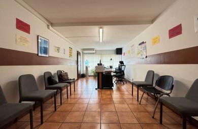 Location Local commercial 84.44m² 3 pièces Saint André