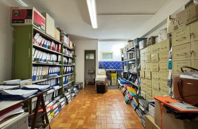 Location Local commercial 84.44m² 3 pièces Saint André