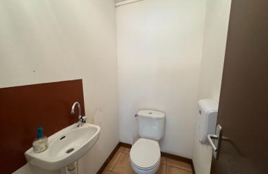 Location Local commercial 84.44m² 3 pièces Saint André
