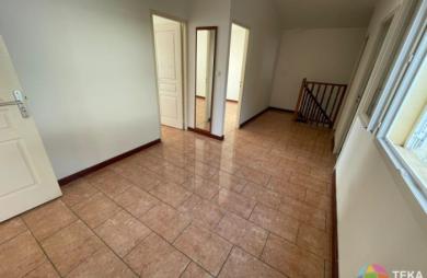 Vente Maison 98m&sup2; 4 pièces Saint Denis