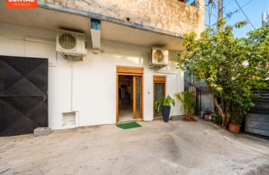 Location Local commercial 57.00m&sup2; Saint-Pierre