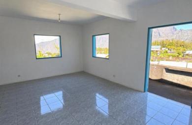 Vente Maison 101m&sup2; 4 pièces Cilaos