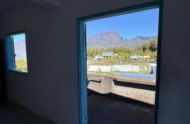 Vente Maison 101m&sup2; 4 pièces Cilaos