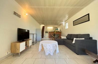 Vente Immeuble 247.31m² Saint-Benoît