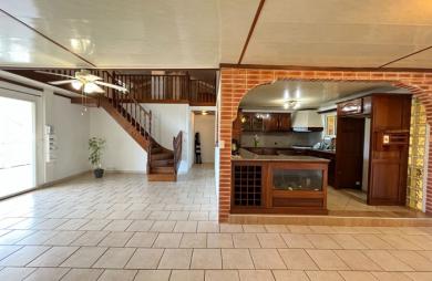 Vente Immeuble 247.31m² Saint-Benoît