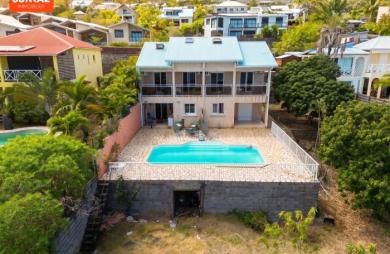 Vente Maison 187.00m&sup2; 8 pièces Saint-Leu