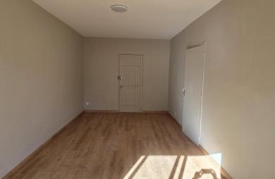 Location Bureaux 55m&sup2; 3 pièces Saint-Pierre