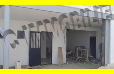 Location Local commercial 200m² Etang-Sale