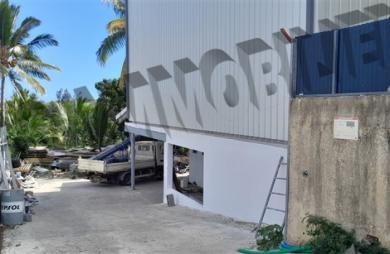 Location Local commercial 200m² Etang-Sale