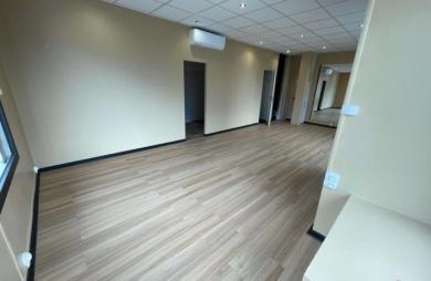 Location Local commercial 53m&sup2; 2 pièces Saint Denis