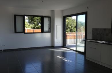 Maison neuve F4 à Bagatelle