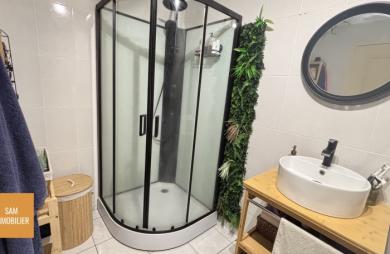Appartement T3 en rez-de-jardin avec jardin privatif de 58m2 et 2 places de parkings