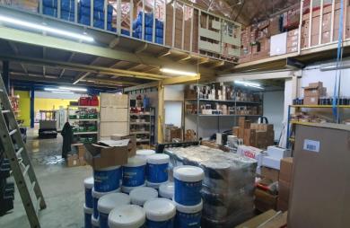 Location Local commercial 646m&sup2; 2 pièces Saint André