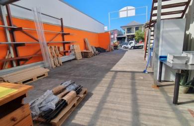 Location Local commercial 646m&sup2; 2 pièces Saint André