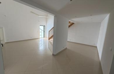 Location Maison 153.25m² 6 pièces Sainte Marie