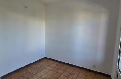 Location Appartement 57m&sup2; 3 pièces Saint Louis