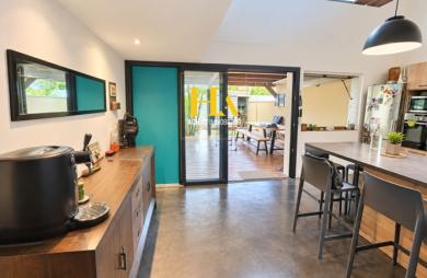 Vente Maison 137m² 6 pièces Etang-Sale