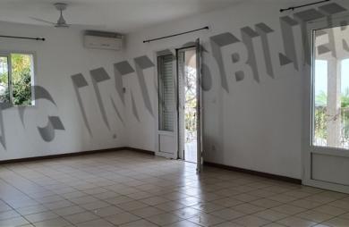 Location Maison 93m² 4 pièces Etang-Sale