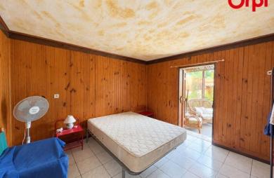Vente Maison 217m&sup2; 5 pièces Saint Gilles Les Hauts