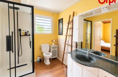 Vente Maison 217m&sup2; 5 pièces Saint Gilles Les Hauts