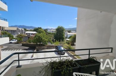 Vente Appartement 61m&sup2; 3 pièces Saint-Pierre