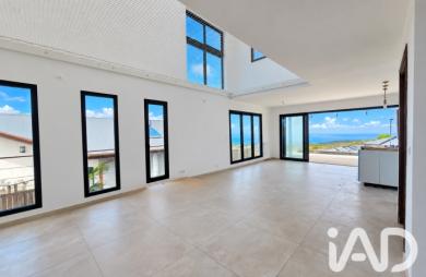 Vente Maison 170m&sup2; 6 pièces Saint Gilles Les Hauts