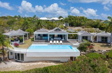 Propriété de 2 villas vue mer aux Terres Basses