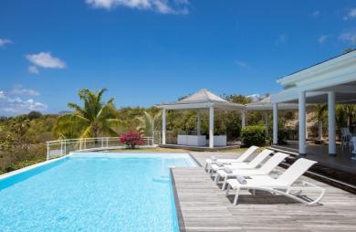 Propriété de 2 villas vue mer aux Terres Basses
