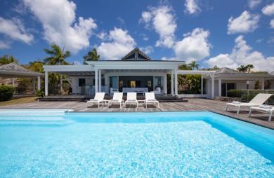 Propriété de 2 villas vue mer aux Terres Basses