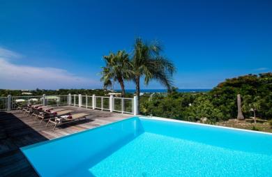 Propriété de 2 villas vue mer aux Terres Basses