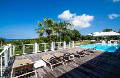 Propriété de 2 villas vue mer aux Terres Basses