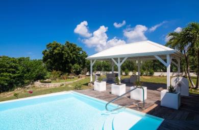 Propriété de 2 villas vue mer aux Terres Basses