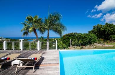 Propriété de 2 villas vue mer aux Terres Basses