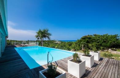 Propriété de 2 villas vue mer aux Terres Basses
