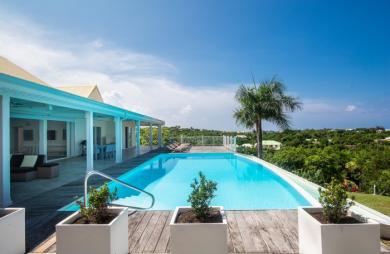 Propriété de 2 villas vue mer aux Terres Basses