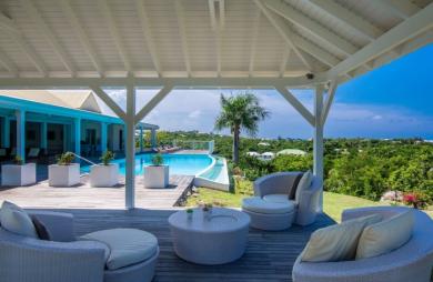 Propriété de 2 villas vue mer aux Terres Basses