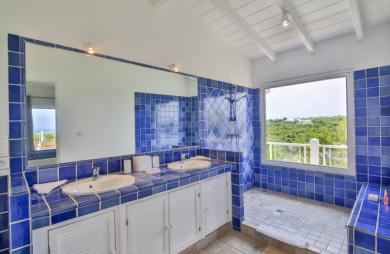 Propriété de 2 villas vue mer aux Terres Basses