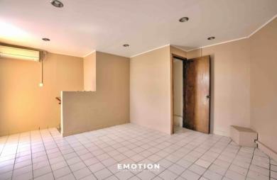 Ensemble immobilier Local + Appartement à Marigot - IDEAL INVESTISSEUR