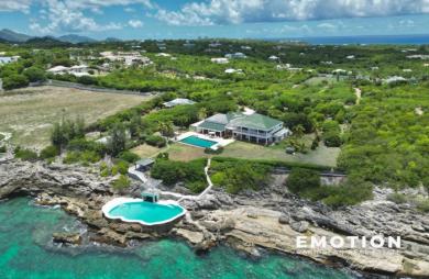 Propriété exclusive aux Terres Basses - Villa de 6 chambres vue mer avec une piscine d