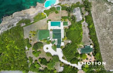 Propriété exclusive aux Terres Basses - Villa de 6 chambres vue mer avec une piscine d