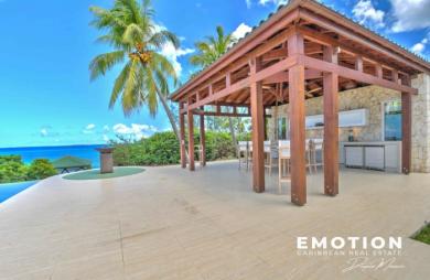 Propriété exclusive aux Terres Basses - Villa de 6 chambres vue mer avec une piscine d
