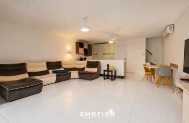 Maison de ville T4 106 m2 + terrasse et jardin