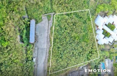 Terrain constructible - 1 578m2 - Concordia