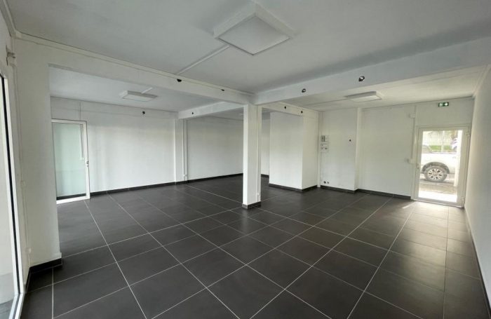 Location Bureaux 97160