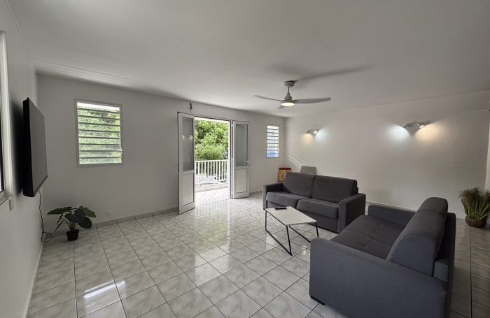Location Maison 97190